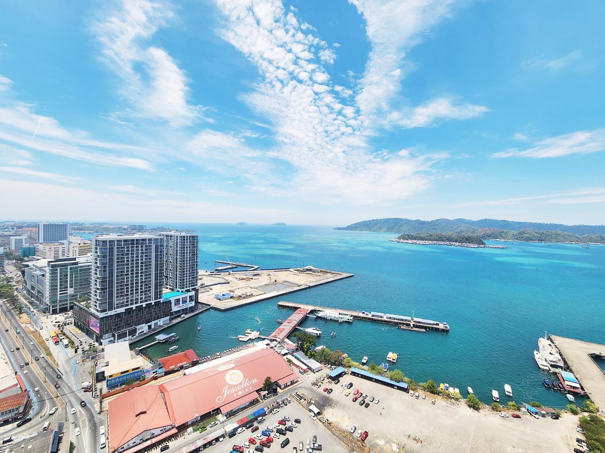 Jesselton Quay Kota Kinabalu City Centre By Lw Suites Buitenkant foto